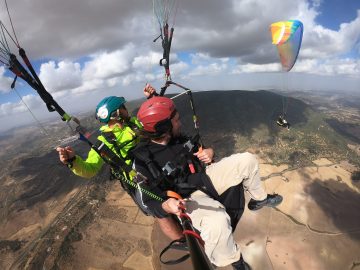 Vuelo en parapente recorrido largo